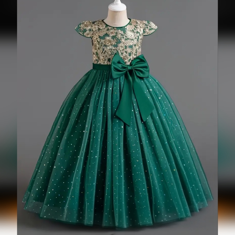 Girls Green Formal Dress w/ Gold Lace & Bow | Size 10